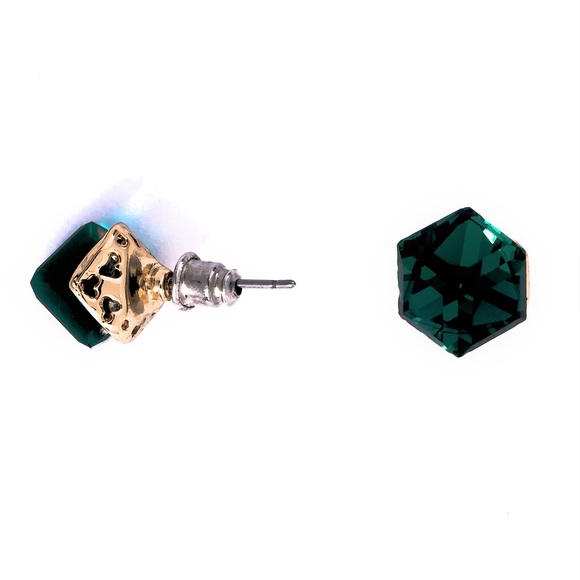 Emerald Green Acrylic Earring - Picture 1 of 2